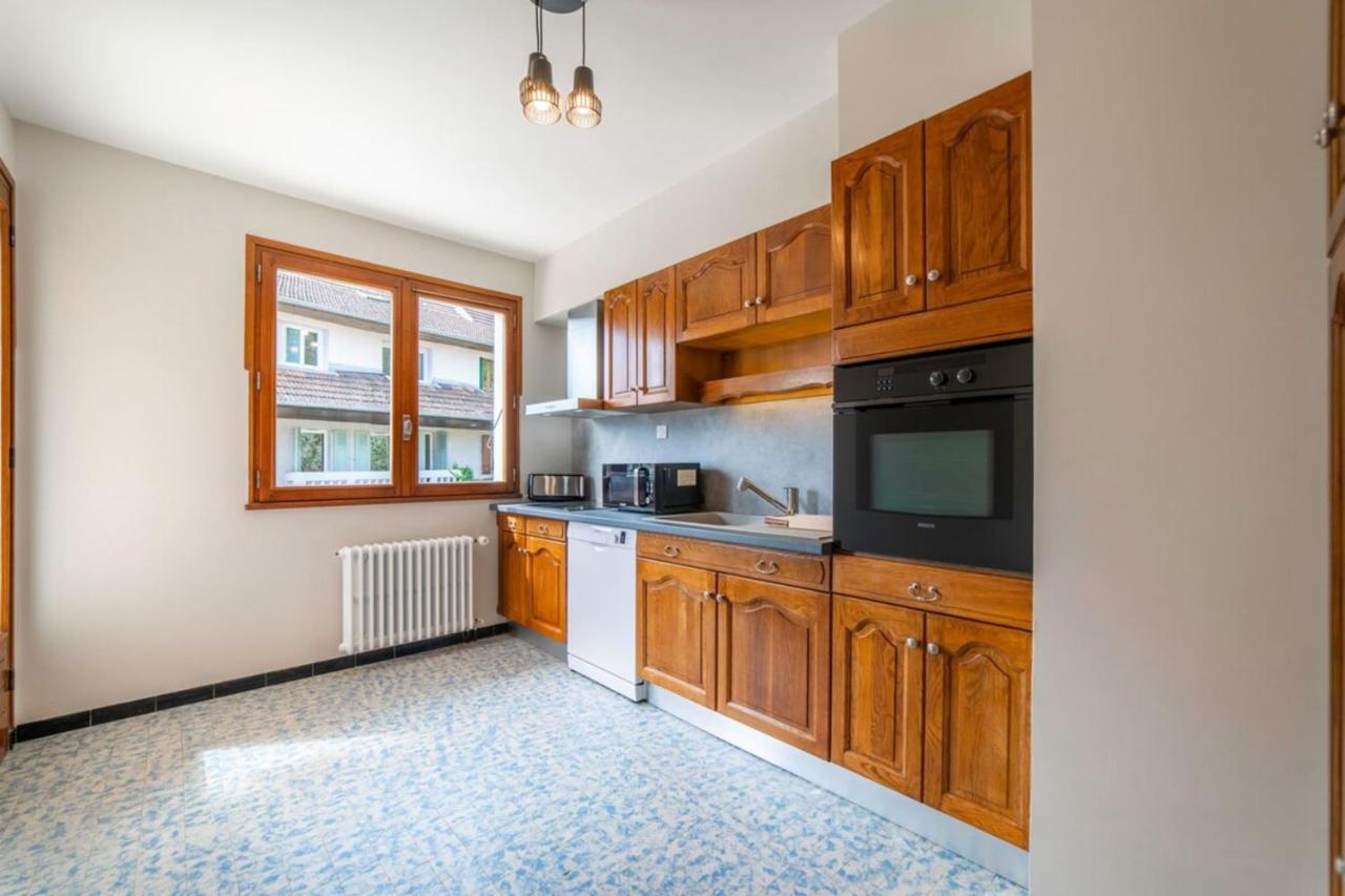 Appartement Pour 4 Personnes Proche Du Lac Sévrier Exterior photo